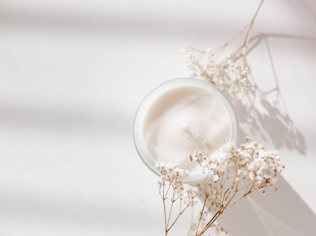 Candle with Gypsophila Flower